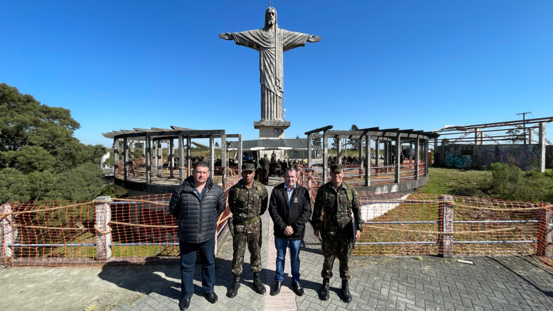 Exército Brasileiro realiza treinamento de oficiais em Balsa Nova